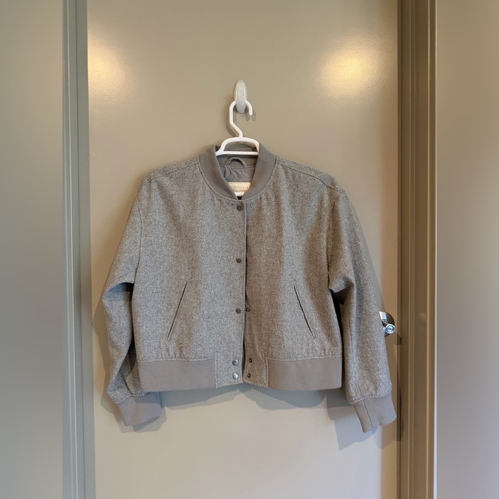 Levi’s Cropped Gray Wool-Blend Bomber Jacket - NWOT - XL